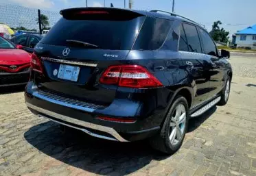 Mercedes-Benz ML 350