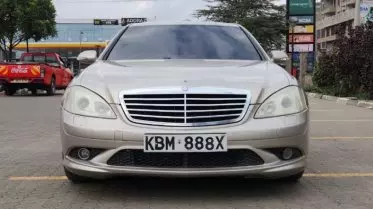 Mercedes-Benz S 320