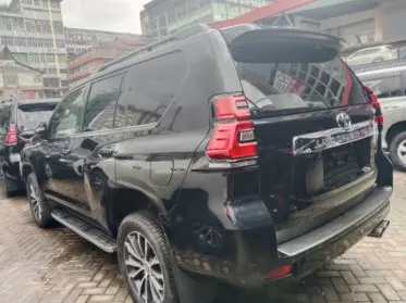 Toyota Landcruiser Prado
