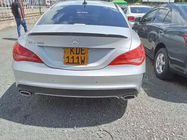Mercedes-Benz CLA 180