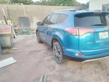 Toyota RAV 4