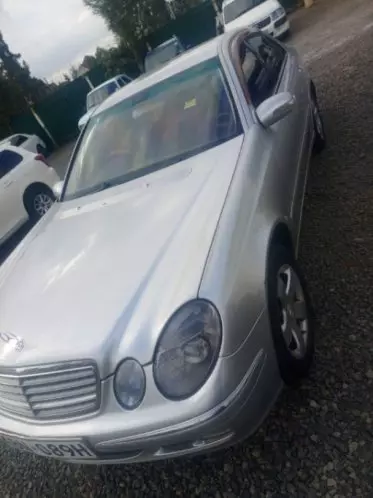 Mercedes-Benz E250