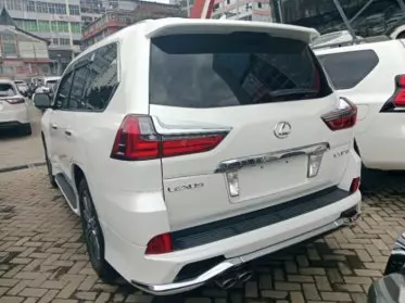Lexus LX 570