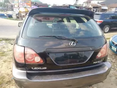 Lexus RX 300