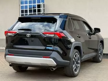 Toyota Rav 4 8AT 2.5l (Adventure Grade)