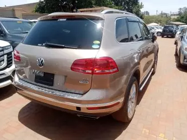 Volkswagen Touareg