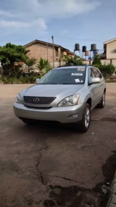 Lexus RX 330