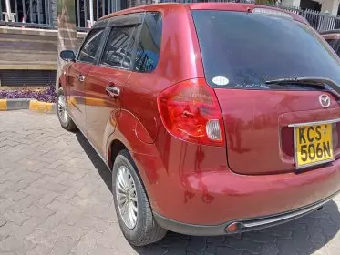 Mazda Verisa