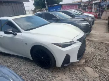 Lexus IS 350