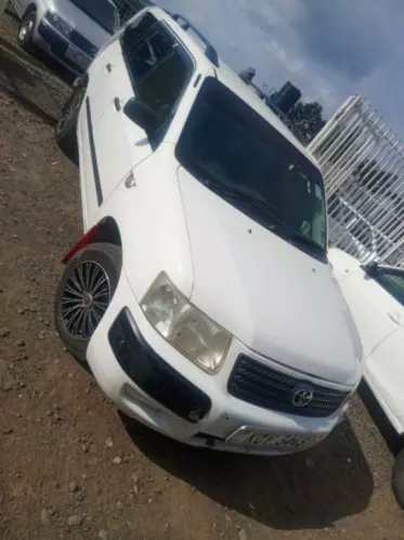 Toyota Succeed 