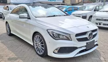 Mercedes-Benz CLA 180