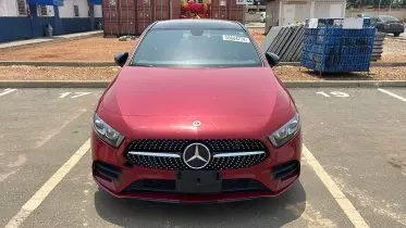 Mercedes-Benz A 220