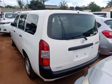Toyota Succeed