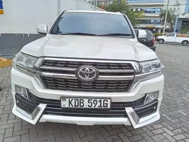 Toyota Landcruiser  V8