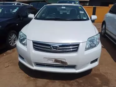 Toyota Axio 