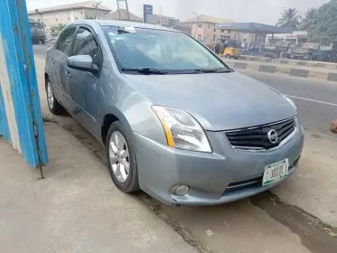 Nissan Sentra