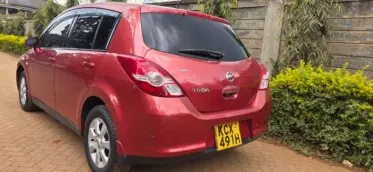 Nissan Tiida