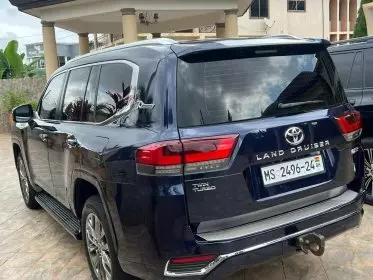 Toyota Land Cruiser VX