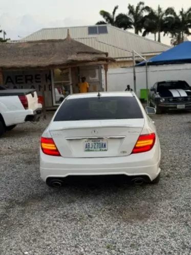 Mercedes-Benz C 300