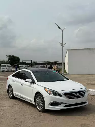 Hyundai SONATA 2,0L BVA / Cuir Luxury