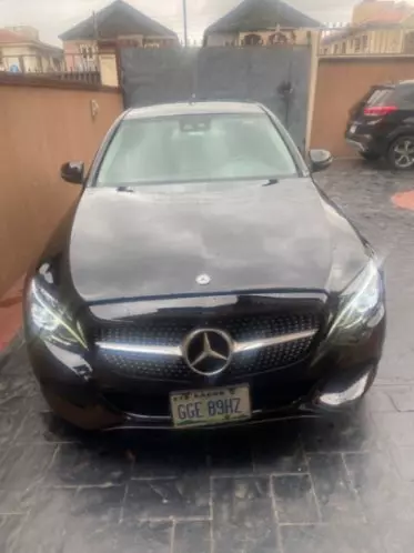Mercedes-Benz C 300