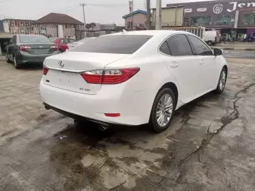 Lexus ES 350