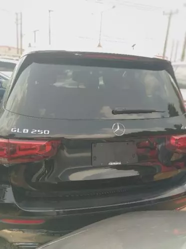 Mercedes-Benz GLB 250