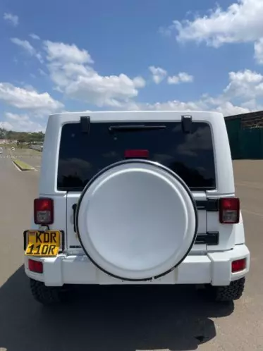 JEEP Wrangler Sahara