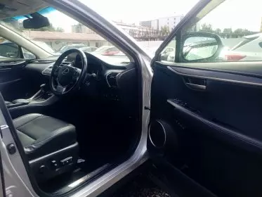 Lexus NX300h Hybrid