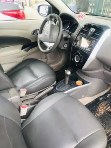 Nissan Almera