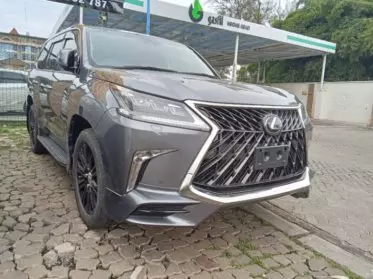 Lexus LX 570