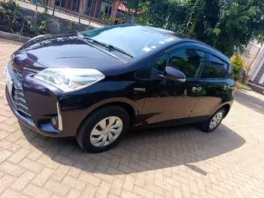 Toyota vitz hybrid