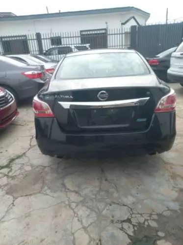 Nissan Altima