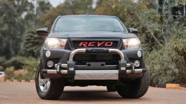 Toyota Hilux Revo 