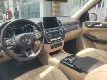 Mercedes-Benz GLE 350