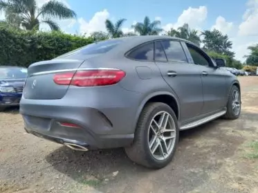 Mercedes-Benz GLE 400