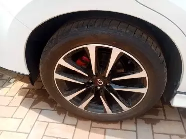 Toyota Harrier GR