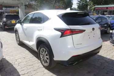 Lexus NX300h Hybrid