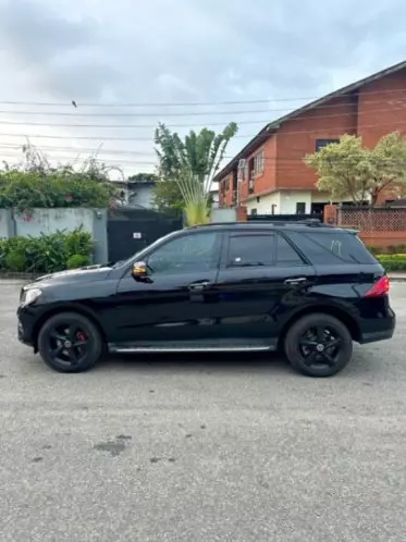 Mercedes-Benz GLE 350