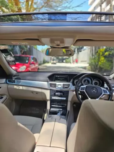 Mercedes-Benz E250