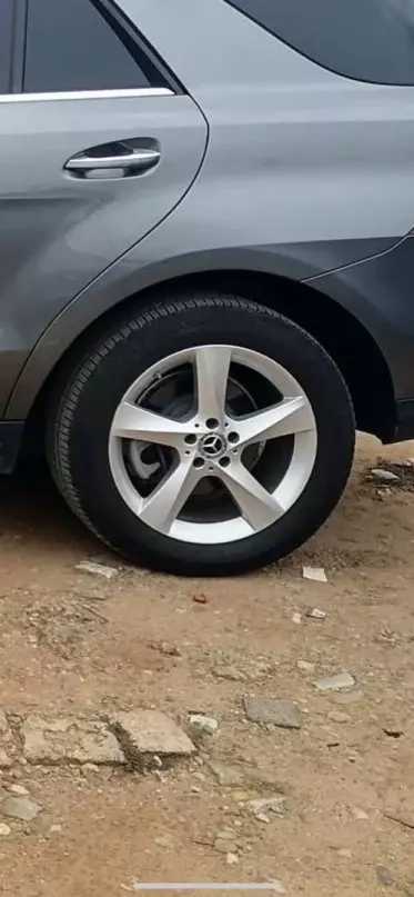 Mercedes-Benz 350
