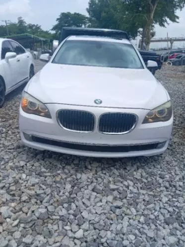 BMW 750 li