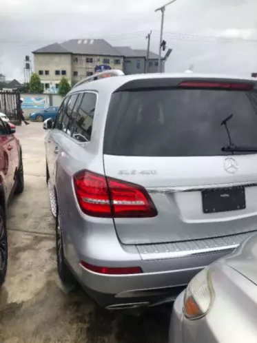 Mercedes-Benz GLS 450