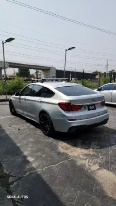 BMW 530 Gran Turismo