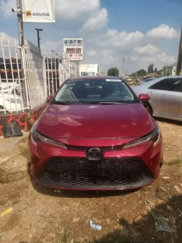 Toyota Corolla Cross (High Grade)