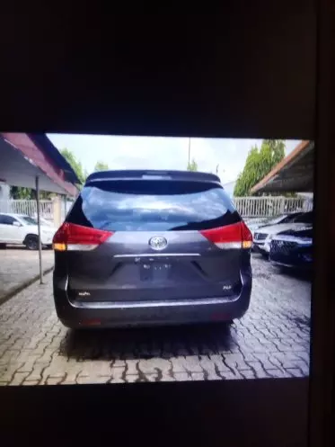 Toyota Sienna