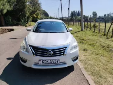 Nissan Teana