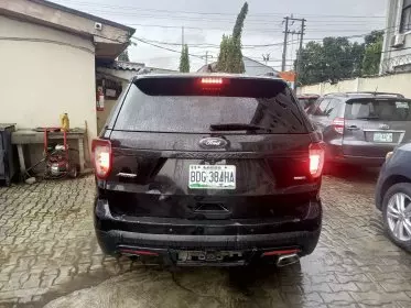 Ford Explorer