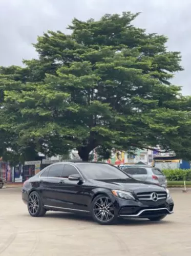 Mercedes-Benz C 300