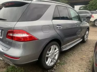 Mercedes-Benz ML 350